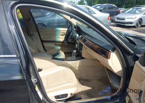 2011 BMW 328I из США, поврежденный, VIN WBAPH5G55BNM81646